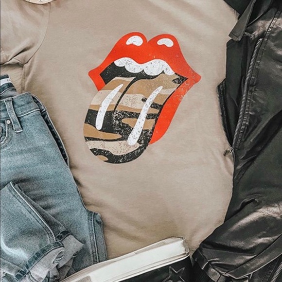 Camo Tongue Lip tee Shirt Large - Picture 4 of 5
